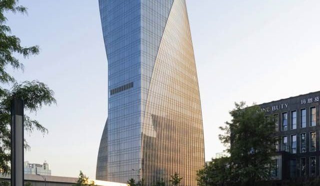چینی عجوبہ: جو دنیا کی سب سےبل دار عمارت بھی ہے