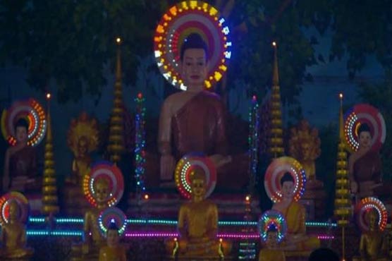 کمبوڈیا میں مُردوں کا فیسٹیول منایا گیا