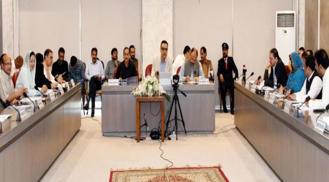 پی اے سی نے مفت یا سرکاری خرچے پر حج کرنے والوں کا نوٹس لے لیا: سود کی گنجائش نہیں، چیئرمین نور عالم خان