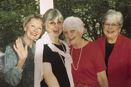 امریکا میں 4 بہنوں نے 389 سال کی مجموعی عمر کا عالمی ریکارڈ بنا لیا