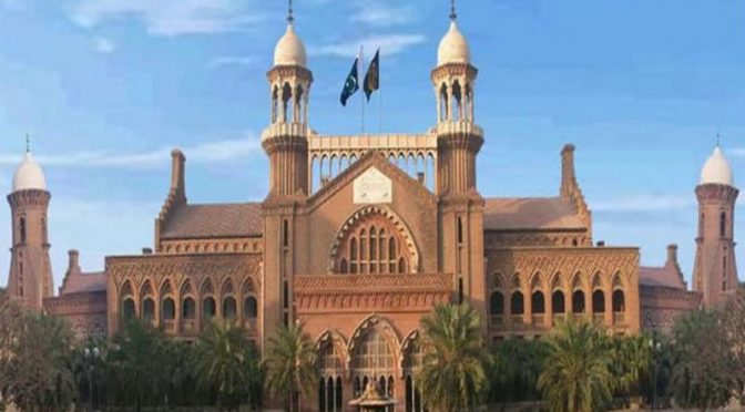 ٹرانسجینڈر ایکٹ کو عدالت میں چیلنج کر دیا گیا