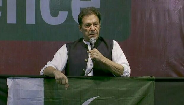 چوروں کی غلامی سے بہتر ہے میں مرجاؤں، جینا نہیں چاہتا، عمران خان