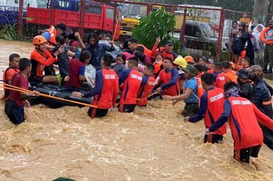 فلپائن: طوفان کے نتیجے میں ہلاکتوں کی تعداد بڑھ کر 100 ہو گئی
