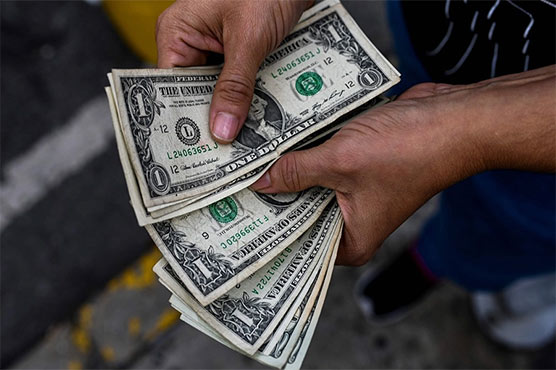 امریکی ڈالر کے مقابلے میں روپے کی قدر مستحکم ہونے لگی