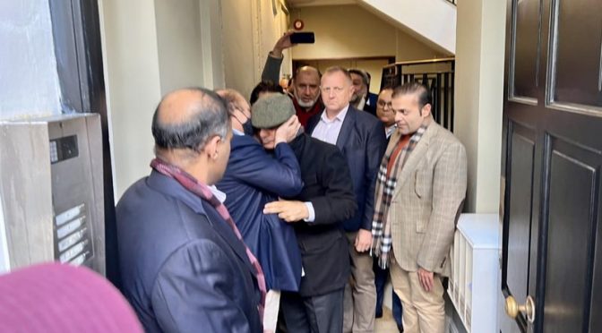 وزیراعظم شہباز شریف کی لندن سے پاکستان روانگی موخر