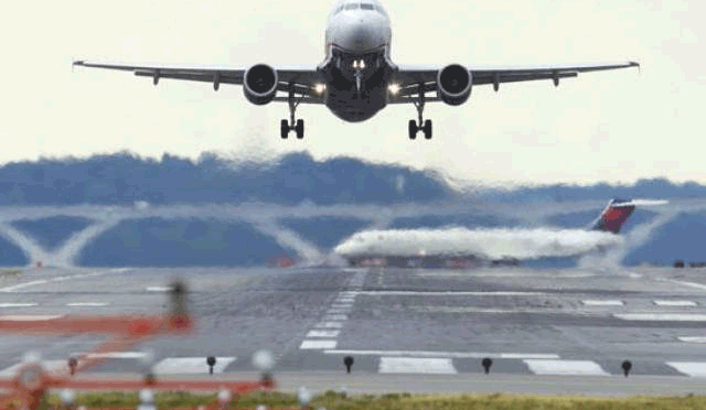 سکھر اور ڈیرہ اسماعیل خان کے ایئرپورٹس کو بین الاقوامی ہوئی اڈے کا درجہ دینے کا اعلان