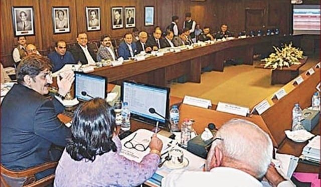سندھ کابینہ نے سیلاب سے تباہ مکانات کی تعمیر کیلیے 50 ارب روپے کی منظوری دے دی