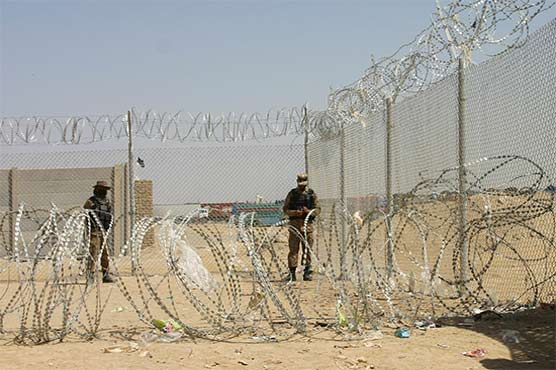 پاک افغان بارڈر کشیدگی، سکیورٹی کے باعث آمدورفت معطل