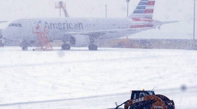 امریکہ میں شدید طوفانی برفباری کے باعث 4 ہزار سے زائد پروازیں منسوخ 