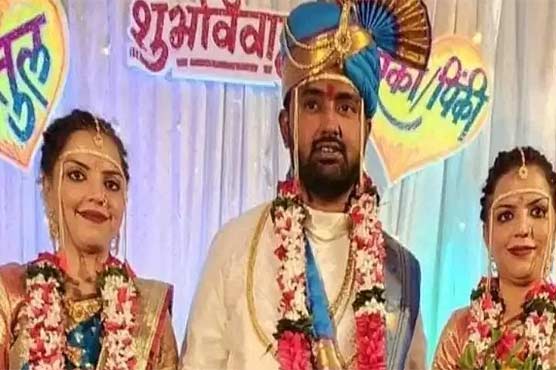 بھارت میں ایک ہی شخص سے دو جڑواں بہنوں کی شادی، مقدمہ درج