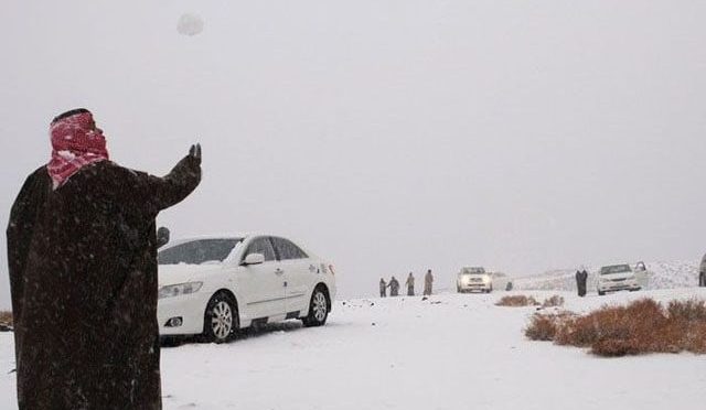 سعودی عرب کے صوبے تبوک میں بھی برفباری