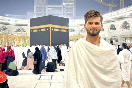 قومی کرکٹر شاہین آفریدی نے عمرے کی سعادت حاصل کر لی