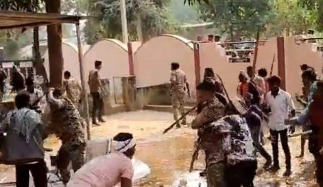 بھارت میں ہندوانتہاپسندوں کا چرچ پرحملہ اور توڑ پھوڑ