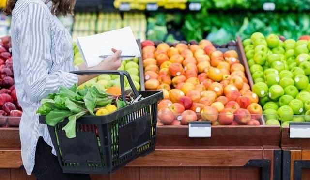 جاپان میں مہنگائی کا 40 سالہ ریکارڈ ٹوٹ گیا؛ برطانیہ و امریکا بھی پریشان