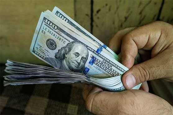 ڈالر کی اڑان بے قابو، ملکی تاریخ کی بلند ترین سطح پر پہنچ گیا