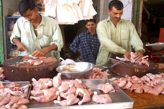 کراچی میں مرغی کا گوشت 800 روپے کلو تک جا پہنچا، انتظامیہ خاموش