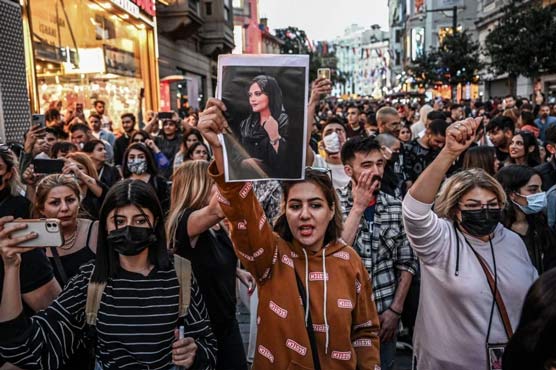 ایران نے زیرحراست لڑکی کی موت کیخلاف مظاہروں میں گرفتار درجنوں قیدی رہا