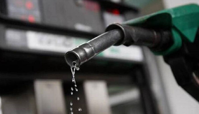 Petrol Rs 5 cheaper, diesel price unchanged

 | Pro IQRA News