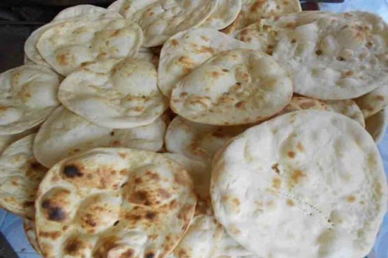 نان بائیوں کا روٹی کی قیمت 15 روپے سے بڑھا کر 25 روپے کرنے کا اعلان