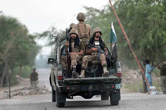 دہشتگردوں کی فائرنگ سے پاک فوج کا جوان شہید، 2 دہشتگرد جہنم واصل