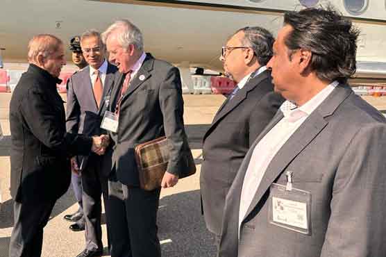 وزیر اعظم شہباز شریف کی لندن میں مختلف شعبوں کے افراد سے ملاقات