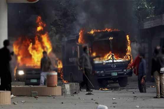 پشاور: جلاؤ گھیراؤ میں ملوث ملزمان کو پناہ دینے والوں کیخلاف بھی مقدمات درج