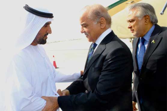 وزیراعظم شہباز شریف ایک روزہ دورے پر متحدہ عرب امارات پہنچ گئے