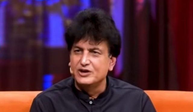 میرا جسم میری مرضی کے نعرے لگانے والوں کو پیسے ملتے ہیں، خلیل الرحمٰن قمر