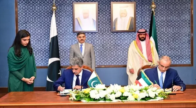 پاکستان اور کویت کے درمیان اربوں ڈالر کے 7معاہدوں پر دستخط