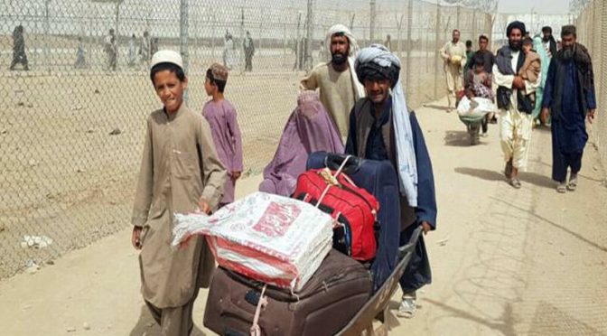سندھ سے غیر قانونی افغان باشندوں کو نکالنے کیلئے جاری ہوئے 4 ارب روپے غائب