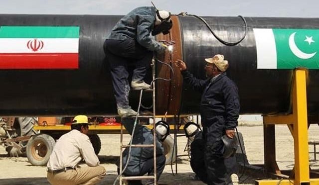 ایران پائپ لائن پر امریکی پابندیوں کے اطلاق کا امکان نہیں، وزیرِ توانائی