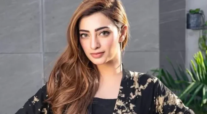 کیا نوال سعید کو پیغامات بھیجنے والے کرکٹر شعیب ملک تھے؟