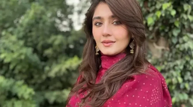 درفشاں مدینے کی گلیوں میں