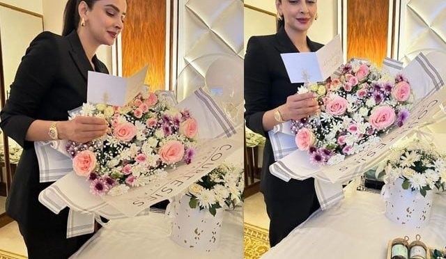 آپ کی محبت نے مجھے مکمل کردیا، صبا قمر کی پوسٹ وائرل