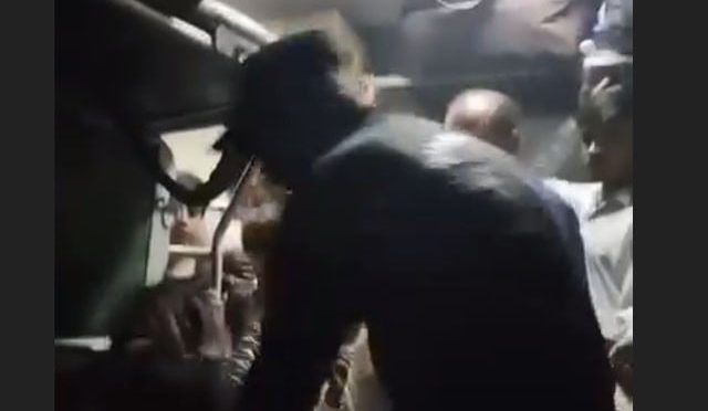 پولیس اہلکار کے تشدد کا شکار خاتون کو ٹرین سے دھکا دے کر قتل کرنے کا انکشاف