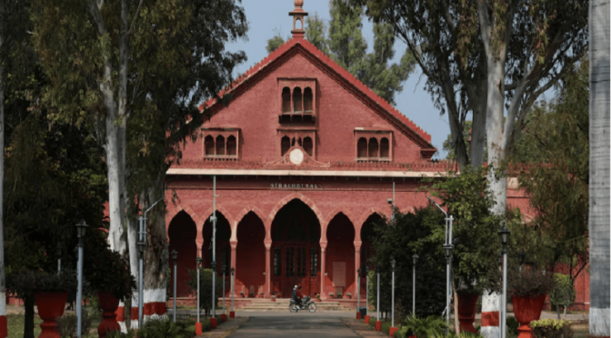 بھارت میں علی گڑھ مسلم یونیورسٹی اور جامعہ ملیہ اسلامی یونیورسٹی کا بجٹ کم کر دیا گیا