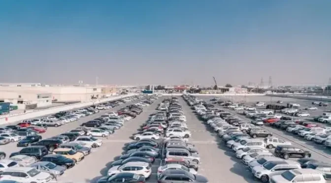 امارات میں بارش سے متاثرہ گاڑیاں سستے داموں بیچنے کی تیاری