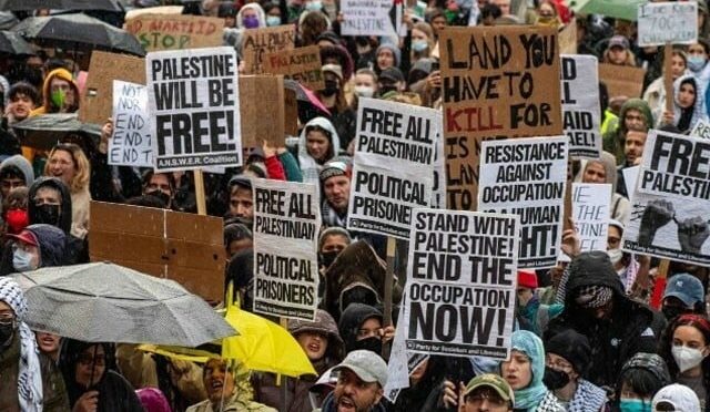 دنیا بھر کی جامعات میں طلبا کا اسرائیل مخالف احتجاج؛ رفح کیمپس قائم