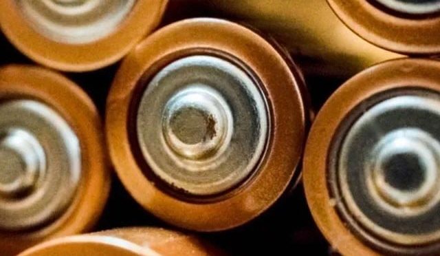 کاربن کشید کر کے توانائی ذخیرہ کرنے والی بیٹریاں ایجاد
