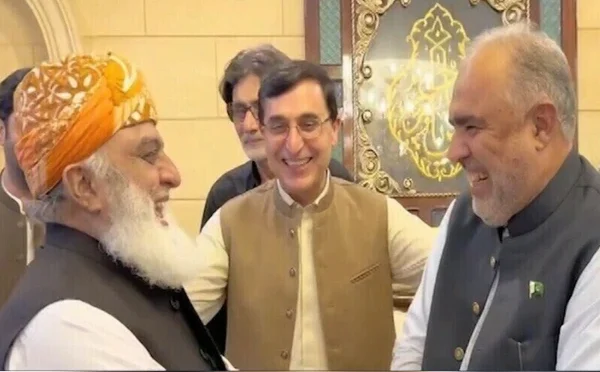 پی ٹی آئی قیادت کی مولانا فضل الرحمان سے آج ملاقات طے ہوگئی