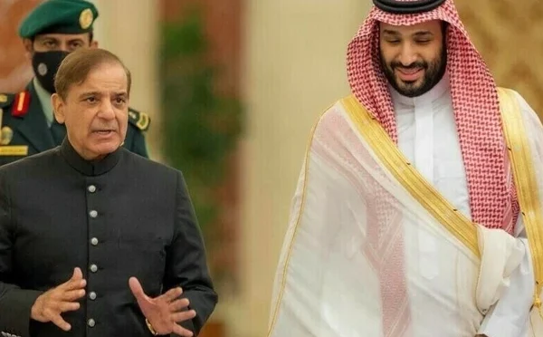 وزیراعظم کل دورہ سعودی عرب کیلیے روانہ ہوں گے، ولی عہد محمد بن سلمان سے ملاقات ہوگی