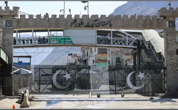 افغان حکام کی طرف سے جرگہ فیصلہ پر عمل میں تاخیر، طورخم گزرگاہ نہ کھولی جا سکی