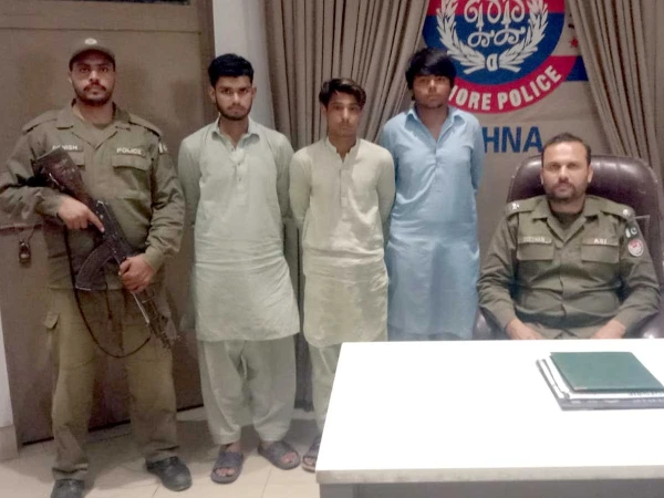 بچے کو فصلوں میں لے جا کر اجتماعی بدفعلی کرنے والے 3 ملزمان گرفتار