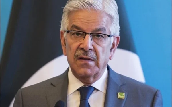 حملے کے خطرات بڑھ رہے ہیں، بھارت جتنی طاقت استعمال کرے گا، اس سے زیادہ سخت جواب دیں گے، وزیر دفاع