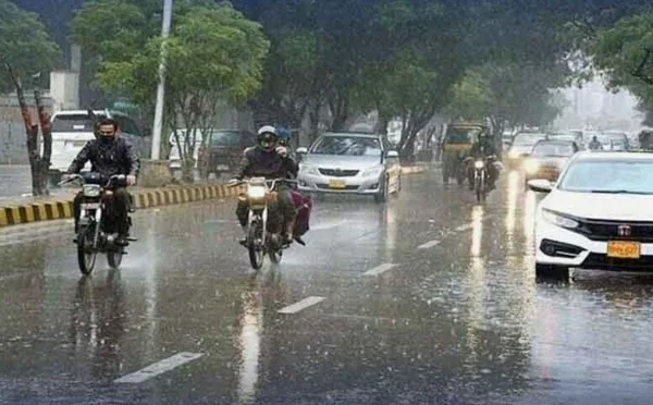 پنجاب میں موسم کا پلٹتا مزاج بارش، گرد اور گرمی — سب اکٹھے!