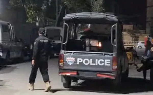 راولپنڈی، موٹر سائیکل سوار مسلح افراد کی گاڑی پر فائرنگ، دو افراد جاں بحق