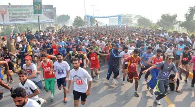 کراچی: دنیا کی سب سے بڑی ہاف میراتھون ’ون رن‘ ہفتہ 24 مئی کو