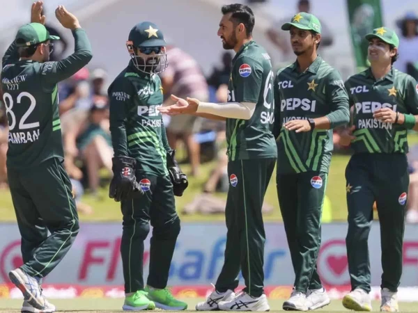 سری لنکا کی بڑی چھلانگ، پاکستان تینوں فارمیٹس میں پیچھے – Khabrain ...