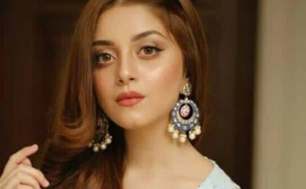 علیزے شاہ کا دل چھو لینے والا پیغام! عیدالاضحیٰ پر مداحوں سے جذباتی اپیل