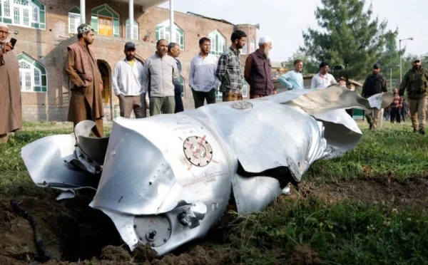 بھارت کابزدلانہ حملہ، معروف فرانسیسی اخبارنےبھارتی فضائیہ کی نااہلی کا پول کھول دیا